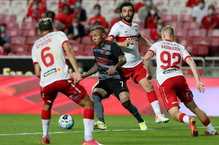 开云-欧冠本菲卡vs巴塞罗那