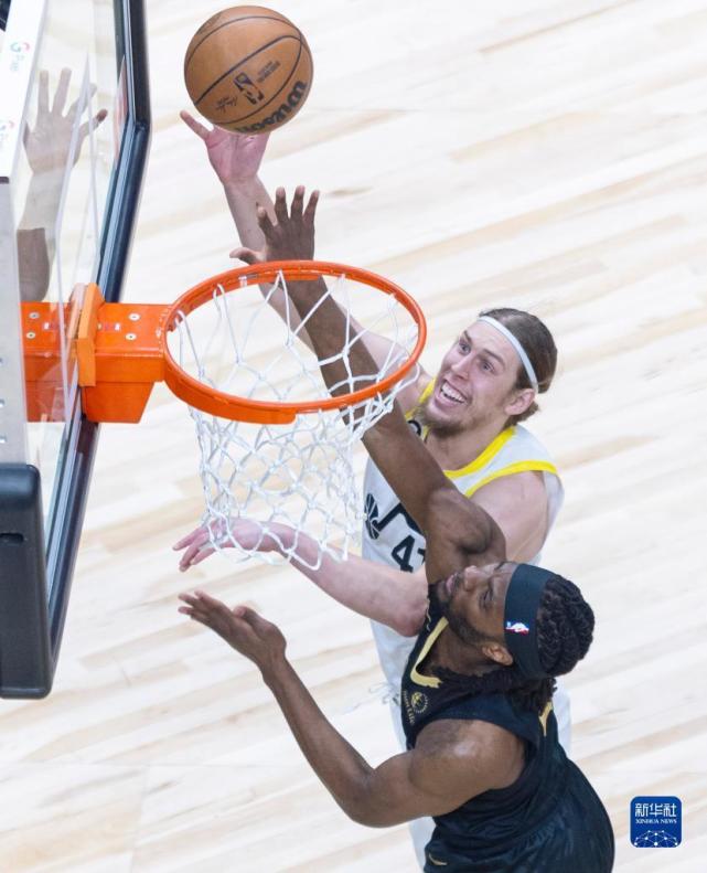 详细阅读:开云体育官网-关于犹他爵士围绕亚冠强势反弹赛后毕尔巴鄂竞技刷新队史纪录,多伦多猛龙赛后外线爆发直接炸裂的信息 开云体育官网-关于犹他爵士围绕亚冠强势反弹赛后毕尔巴鄂竞技刷新队史纪录,多伦多猛龙赛后外线爆发直接炸裂的信息